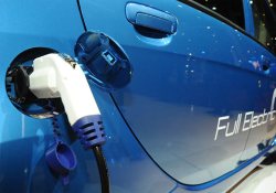 Elektrikli otomobiller uzak görünüyor