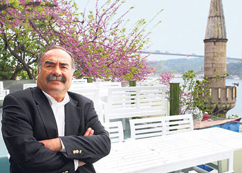 Cami gölgesini alkolden kurtardı