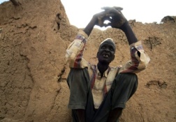 Sudan'da 'savaş ilanı'