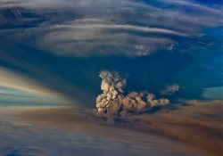 Güney Amerika'da hava trafiğine kül engeli