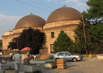 Müslümanlarla Sırpları buluşturan türbe