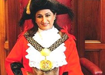 İngiltere'nin ilk Müslüman Belediye Başkanı