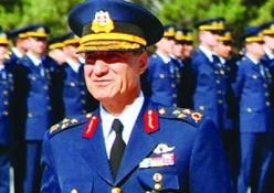 Tuğamiral Yürekli ve 6 asker mahkemede!
