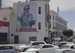 Kaddafi'den yeni açıklama