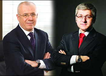 Kendini Said Nursi ile aynı sıklette görüyor!