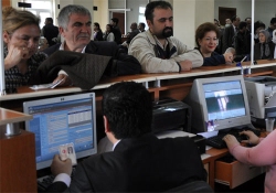 Sözleşmeliler kadro için internetten başvuru istiyor