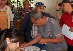 Simav'daki 1248 TOKİ konutuna bir günde 1500 başvuru