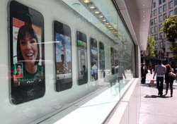 iPhone'a Dünya sınırları yetmedi