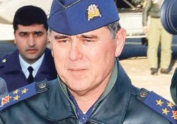 Korgeneral Güler, 'darbeye teşebbüs'ten tutuklandı