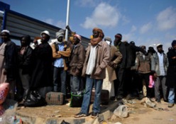 Libya'yı yeniden inşa etmek 10 yıl sürer