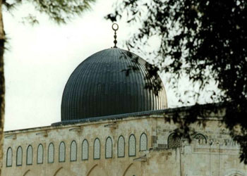 Miraç gecesinde Mescid-i Aksa'ya yoğun ilgi