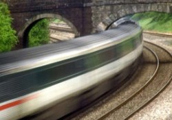 Mekke-Medine arası iki saate inecek