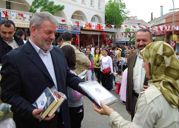 Kıbrıs'a ilahiyat fakültesi ve İHL açılacak