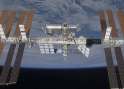 Astronotlar, çöp yüzünden istasyonu terk etti