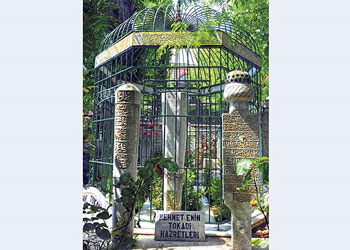 Üç aylarda gidilecek uhrevi bir gölgelik