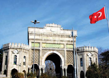 100 bin adaya daha üniversite kapısı açıldı