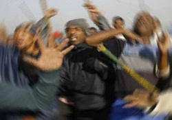 Güney Afrika'da NATO protestosu