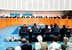 AİHM, minare yasağı davasını reddetti