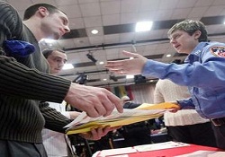 ABD’de istihdam kan kaybetmeye devam ediyor