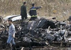 Düşen uçaktan 40 kişi kurtuldu