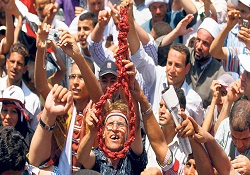 Tahrir'de bu sefer yolsuzluk karşıtları toplandı