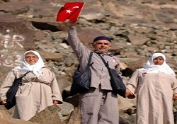 Hacca Gidemeyenler Umreye Yöneldi