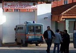 Cezaevi müdürüydü, mahkum oldu
