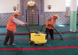 Ramazan öncesi camilerde temizlik çalışması başlatıldı