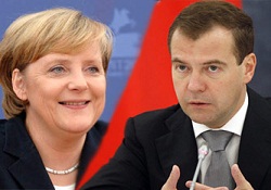 Merkel ve Medvedev bir araya geldi