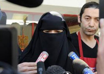 Avrupa Konseyi peçeye sahip çıktı