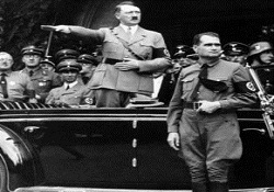 Hitler'in gönderdiği kartpostal bulundu