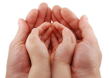 Bebek sevgisi sigaranın önüne geçti