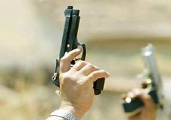 Halay’a giren polis, magandayı yakaladı !