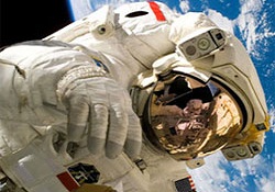 Cesur astronot aranıyor