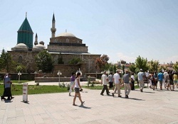 Mevlana Müzesi'nde Ramazan yoğunluğu