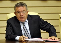 YÖK Başkanı'ndan öğrencilere: Eğlence peşinde koşmayın