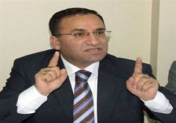 Darbe anayasası değişmedikçe demokrasi tehlikede