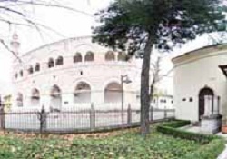 73 yıl önce satılan Camii, İbadete açıldı