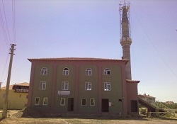 Gelendost'ta 2 cami ibadete açıldı