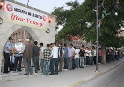 650 yıllık Zinciriye Medresesi’nde iftar