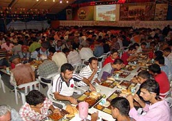 Eyüp'te 21 Mahallede 21 İftar