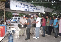 Bir Kişiye de Siz İftar Açtırın