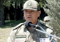13 şehit, komutan değiştirtti