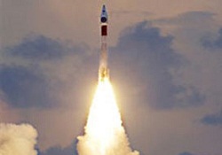 Ariane 5 roketi uzaya fırlatıldı