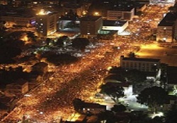 İsrail sokağa döküldü