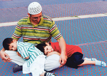 Çocukları oruç tutmaya nasıl alıştırabiliriz?