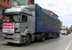 Bakırköy'den Van'a 10 TIR'lık yardım