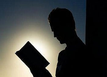 Çok okuyanlarda alzheimer riski azalıyor