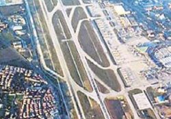 THY uçağı Bombay’da pistten çıktı