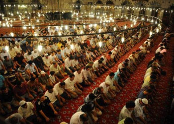 Hz. Ömer'in İslam'a soktuğu bid'a-i hasene